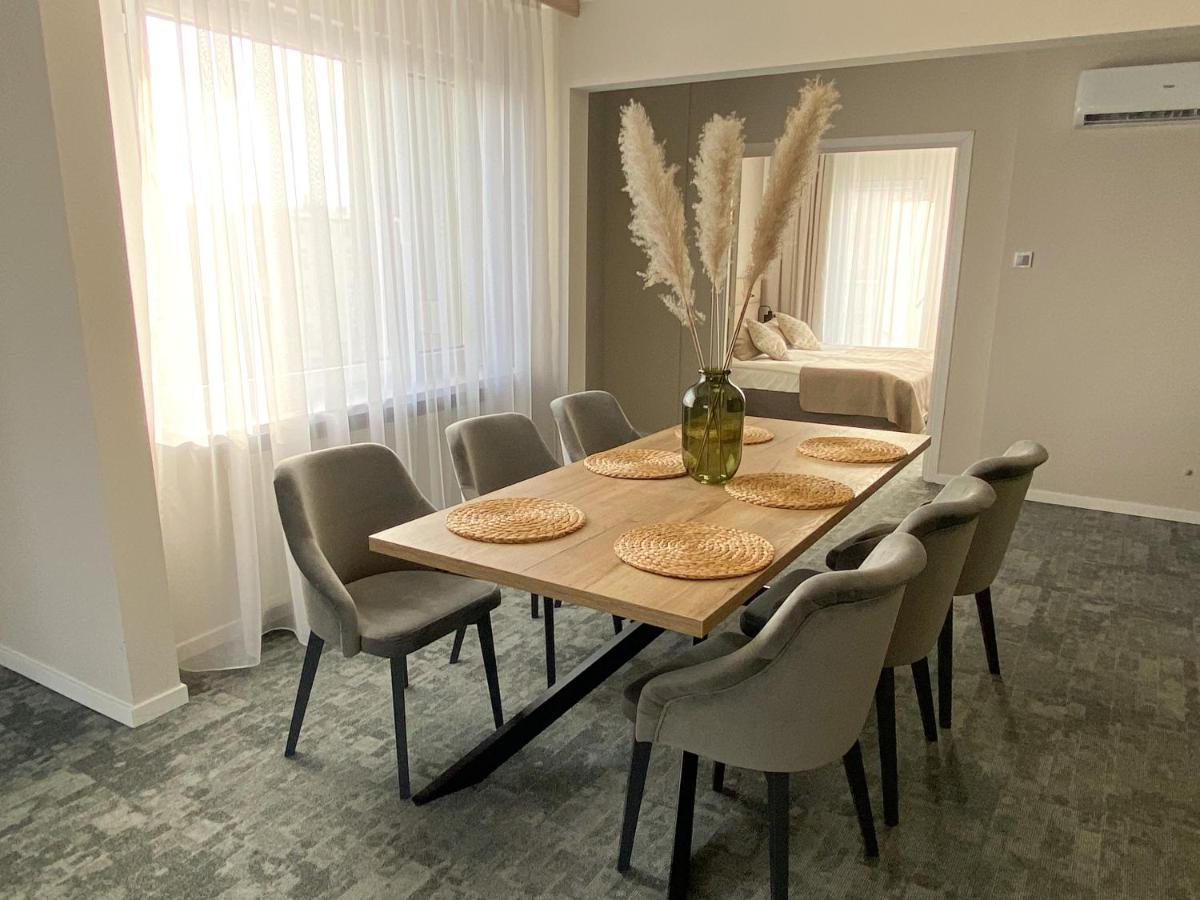 קטוביץ Apartament Senator 115M2 מראה חיצוני תמונה